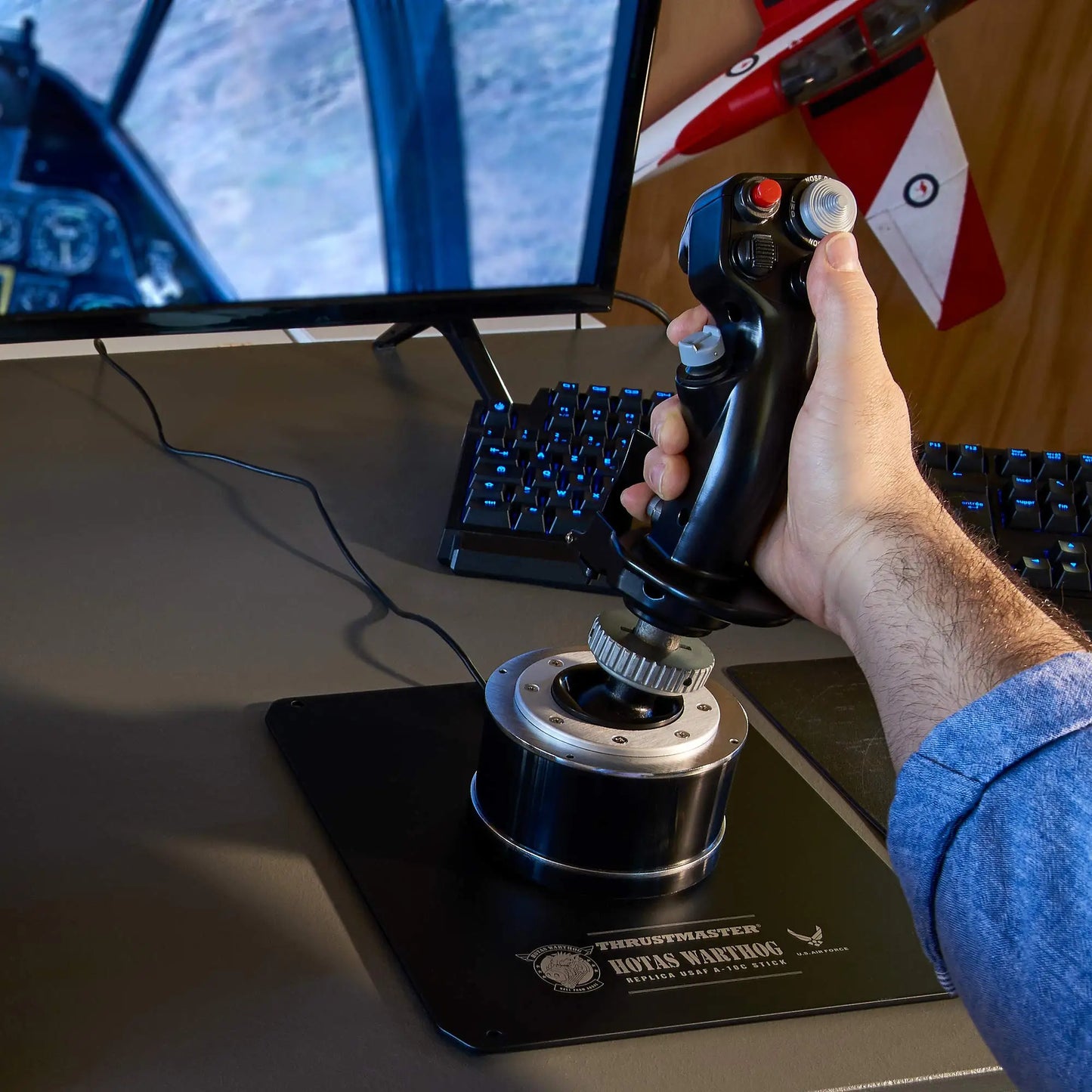 Thrustmaster A10C  Warthog Flight Stick, Throttle and Flight Simulation Control Panel (Compatible with PC)